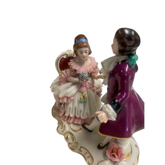 Dresden Lace Porcelains Figurine Rococo Couples Antique - Picture 3 of 5